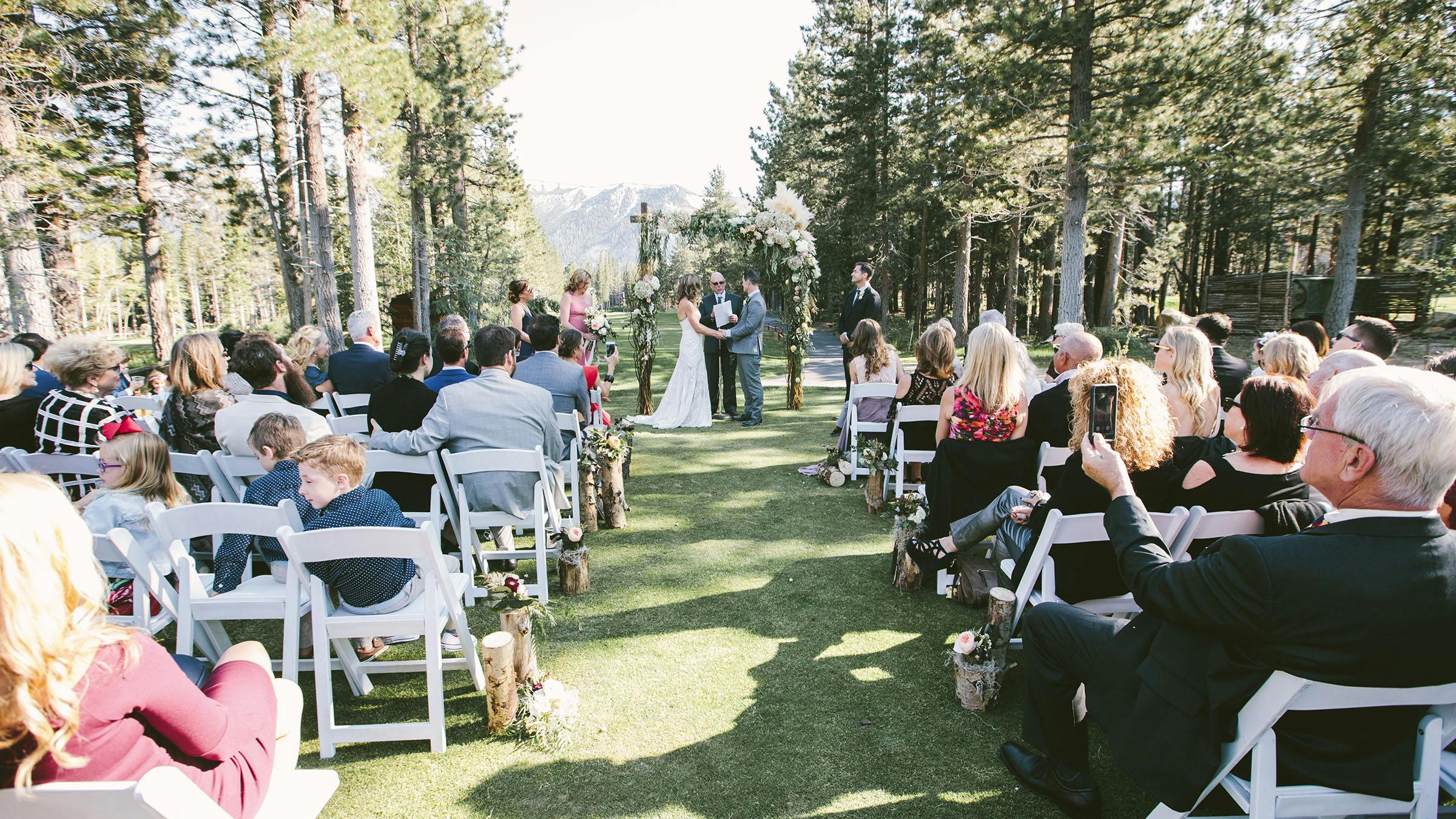 Outdoor wedding at Sierra Star Golf Course in Mammoth Lakes, CA